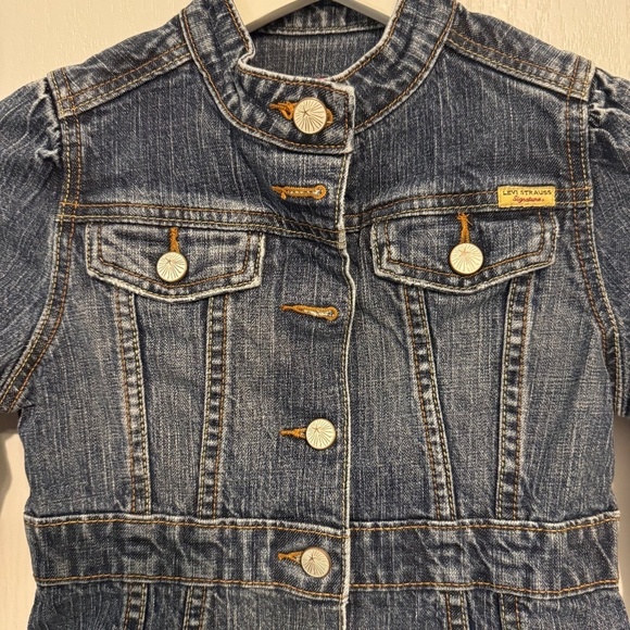 Levi's Strauss Signature girls medium denim jacket blue jean fitted like new - Picture 2 of 11
